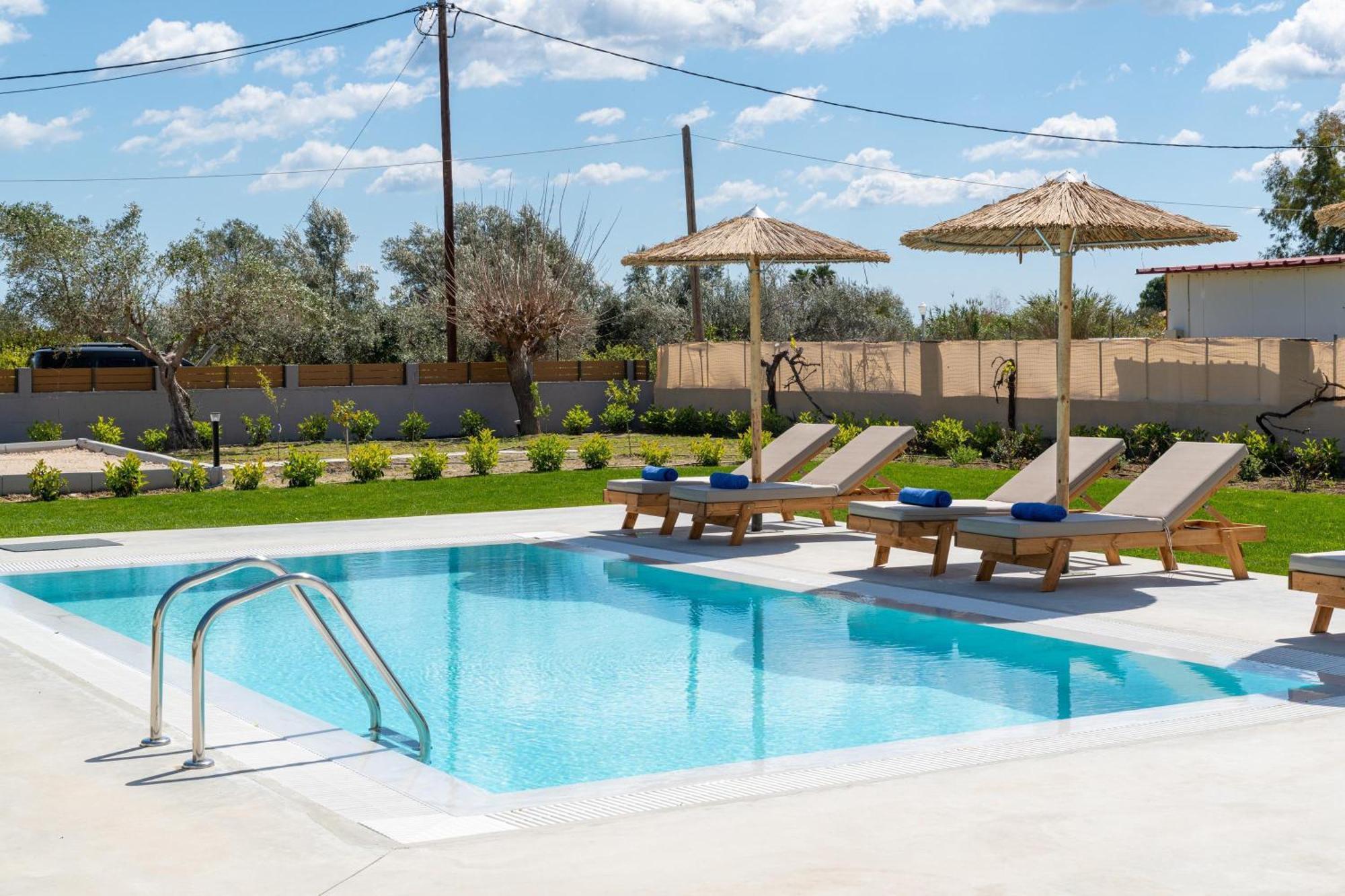 Ethria Pool Villa With Heated Jacuzzi Афанту Экстерьер фото