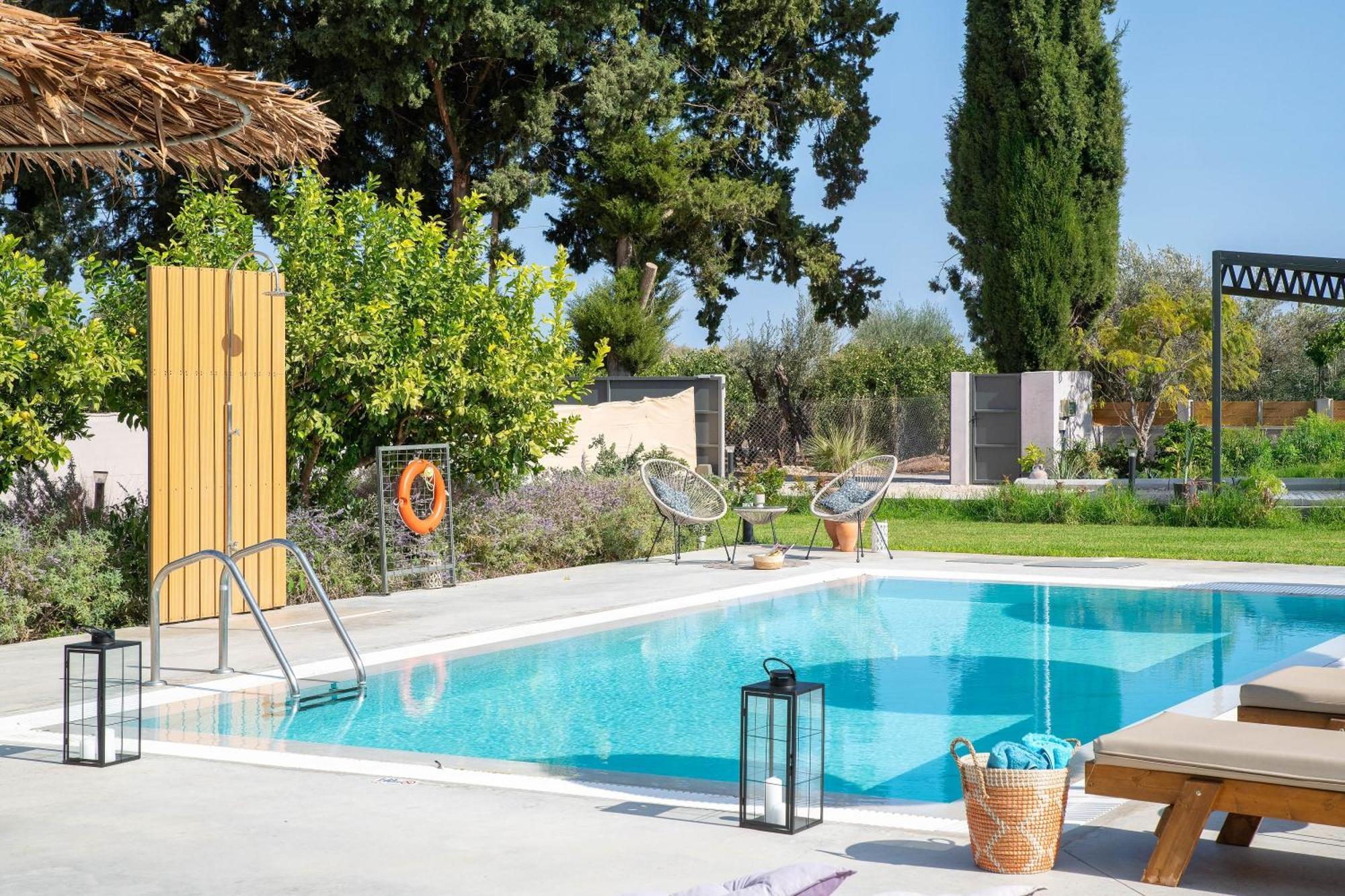 Ethria Pool Villa With Heated Jacuzzi Афанту Экстерьер фото